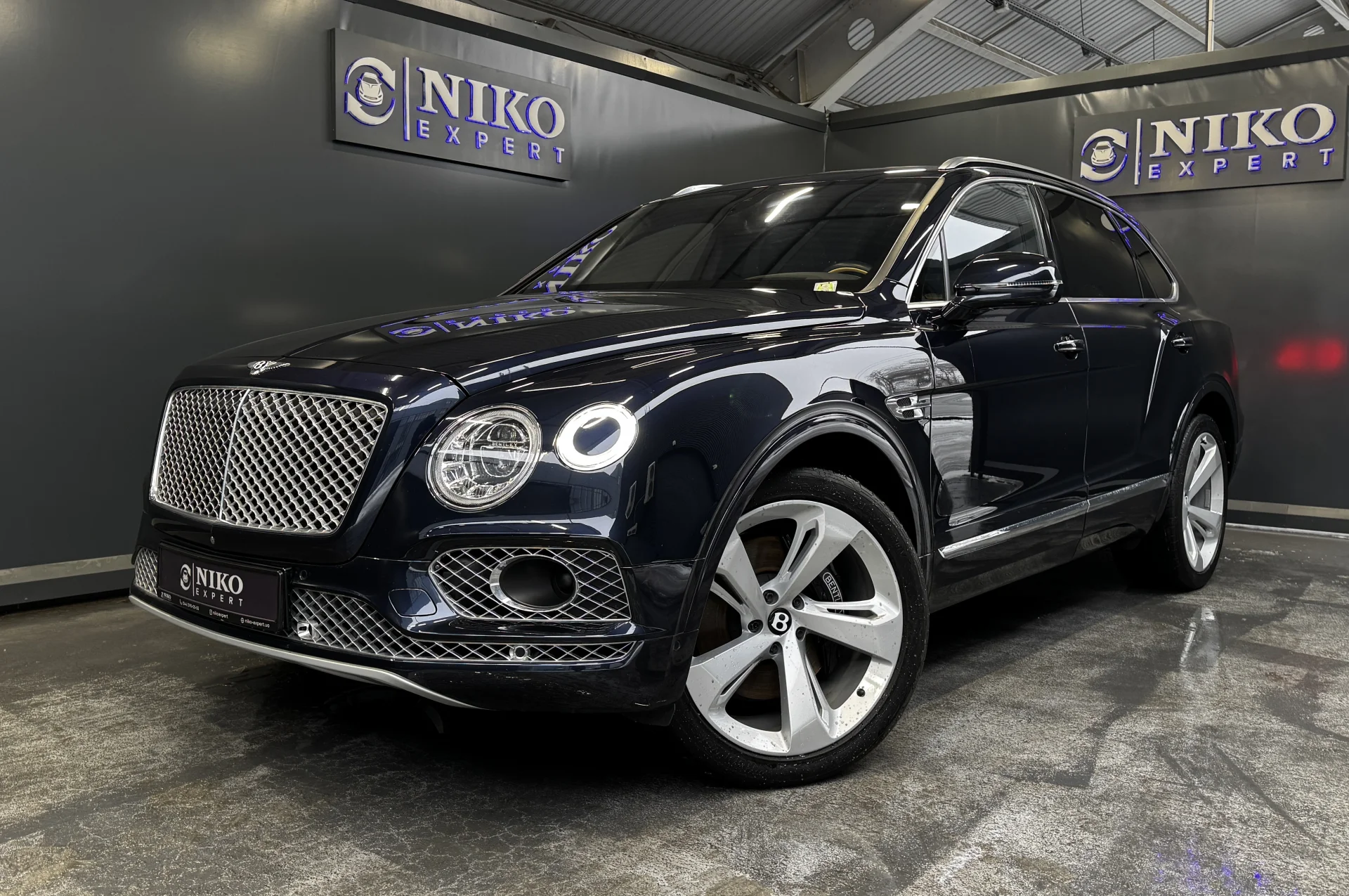 Bentley Bentayga (2017)